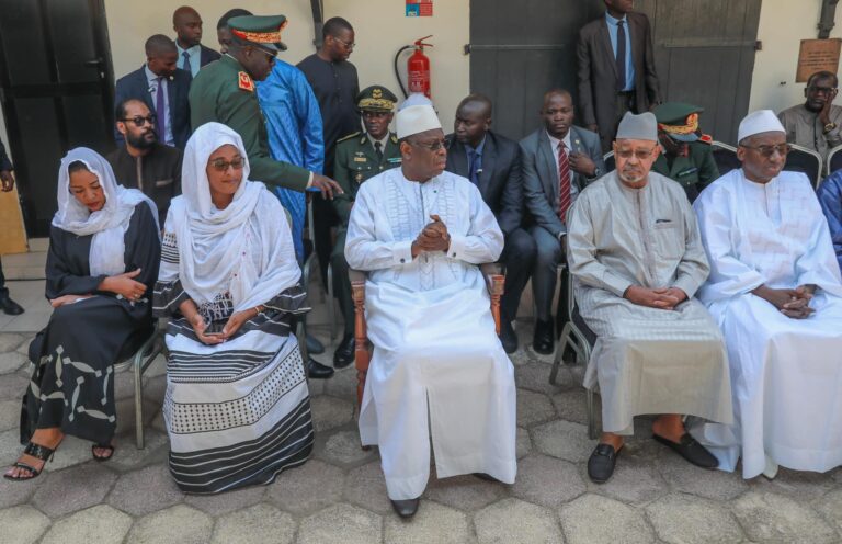 LEVEE DU CORPS DE IBRAHIMA SENE-Pluie d’hommages a un combattant de la démocratie et des libertés