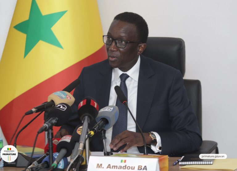 REPONSE AUX ANCIENS PREMIERS MINISTRES ABDOUL MBAYE, AMINATA TOURÉ ET MAMADOU LAMINE LOUM (PAR AMADOU BA PM)