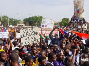 NIGER -les partisans de la Junte mettent la pression sur Paris