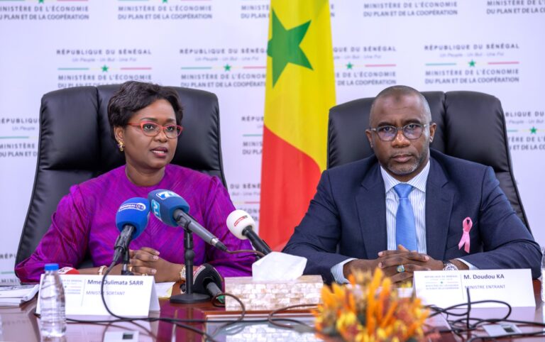 PASSATION DE SERVICE AU MEPC : OULIMATA SARR DRESSE SON BILAN