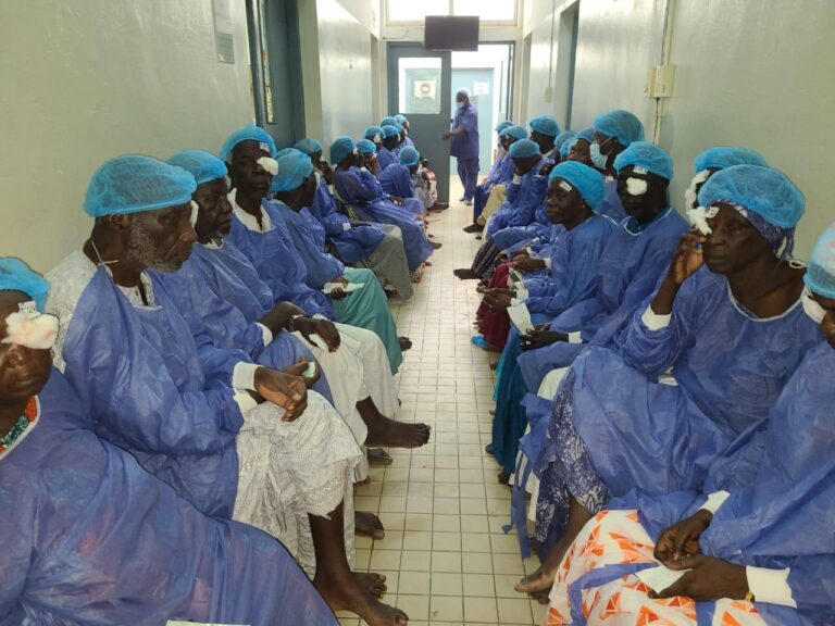 Hôpital El Hadj Ibrahima Niass de Kaolack-Plus de1500 personnes bénéficient d’une chirurgie oculaire gratuite