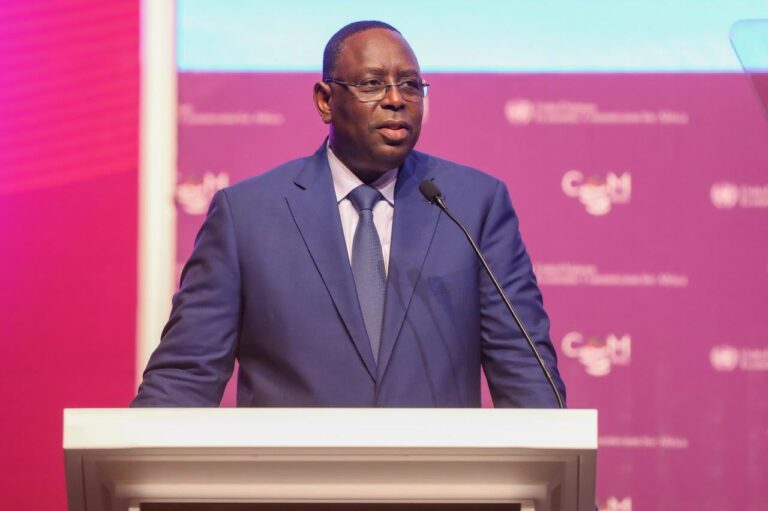 Octobre Rose : Macky Sall appelle à  «parler ouvertement » du cancer du sein