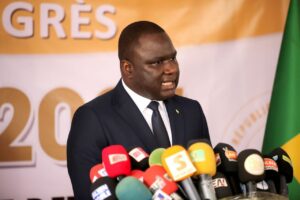 PRESIDENTIELLE- Dethié Fall félicite Bassirou Diomaye Faye