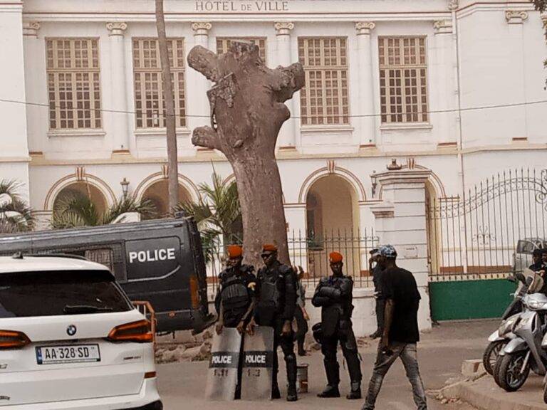 Présence policière à la mairie de Dakar -Le bureau municipal dénonce